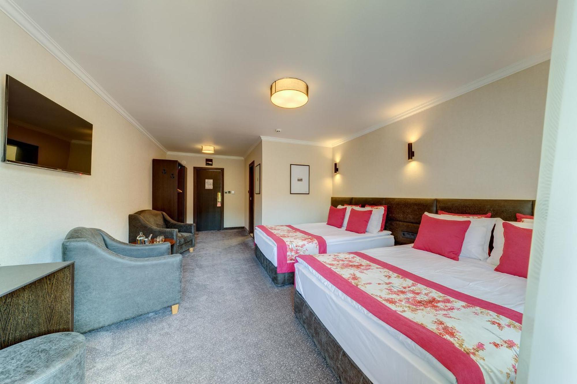 Spa Hotel Kiparis Smolyan Exterior photo
