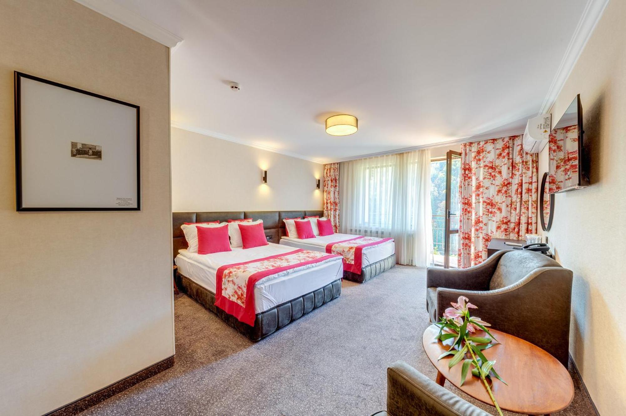 Spa Hotel Kiparis Smolyan Exterior photo